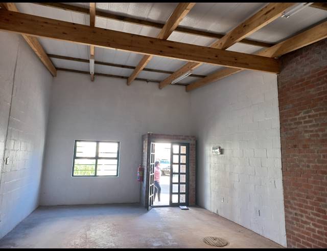 188M² WAREHOUSE TO LET IN MAITLAND